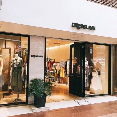 DRESSLAVE神戸店 予約ページ