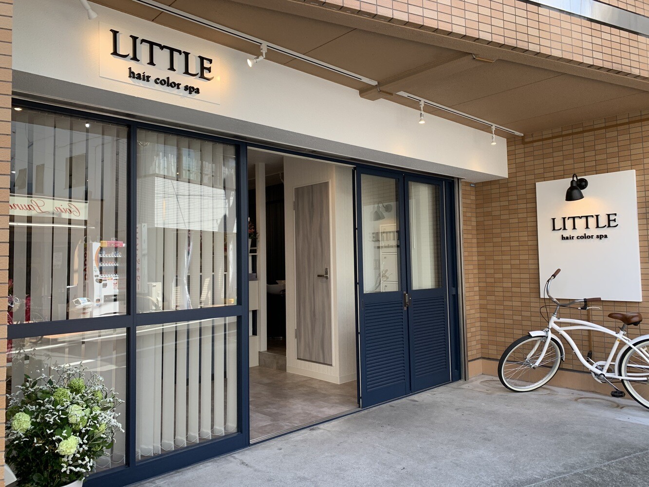 LITTLE hair color spa の予約受付はこちらです。
