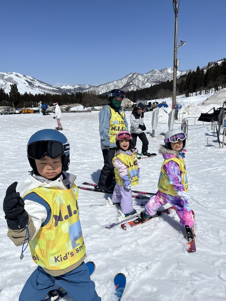子どもが大満足！すぐに上達できる3歳から7歳までのスキーパーソナル