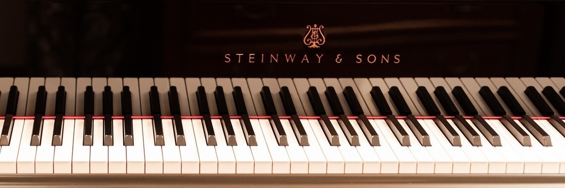 スタインウェイ　グランドピアノの鍵 Amazon | NeoPROジェネリックピアノロックキー(スタインウェイ