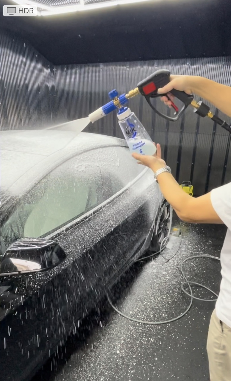 旭川市 年中快適 屋根付き 屋内洗車場