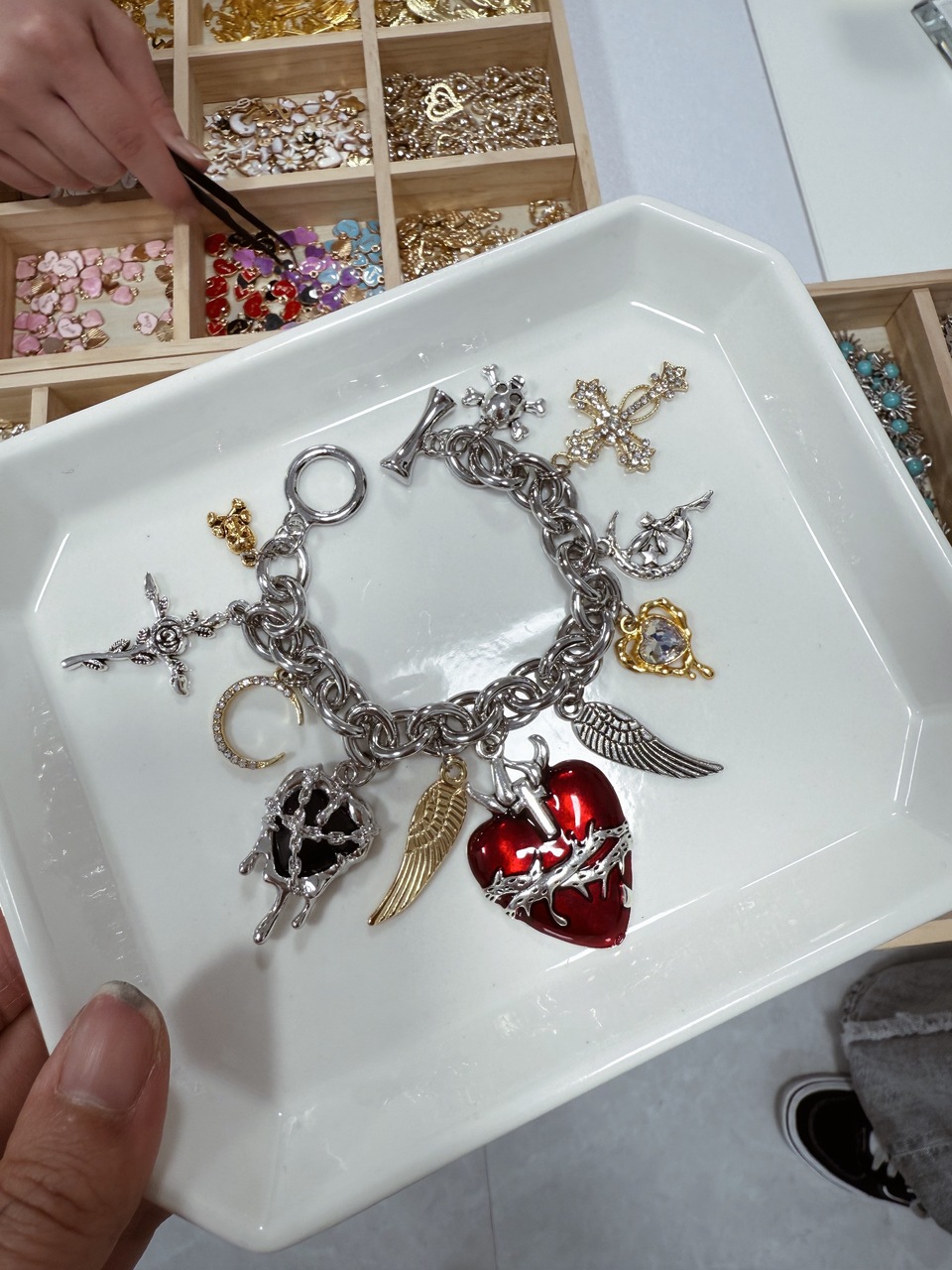 空ハンドメイド໒꒱くまこ❤様お纏めブレスレット お待たせしました🤍ブレスレット製作が東京店もオープン🫶 2月