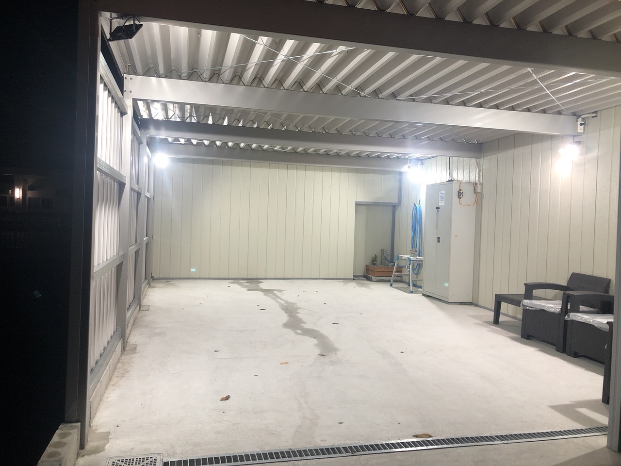 貸切プライベート洗車場【洗賃場】