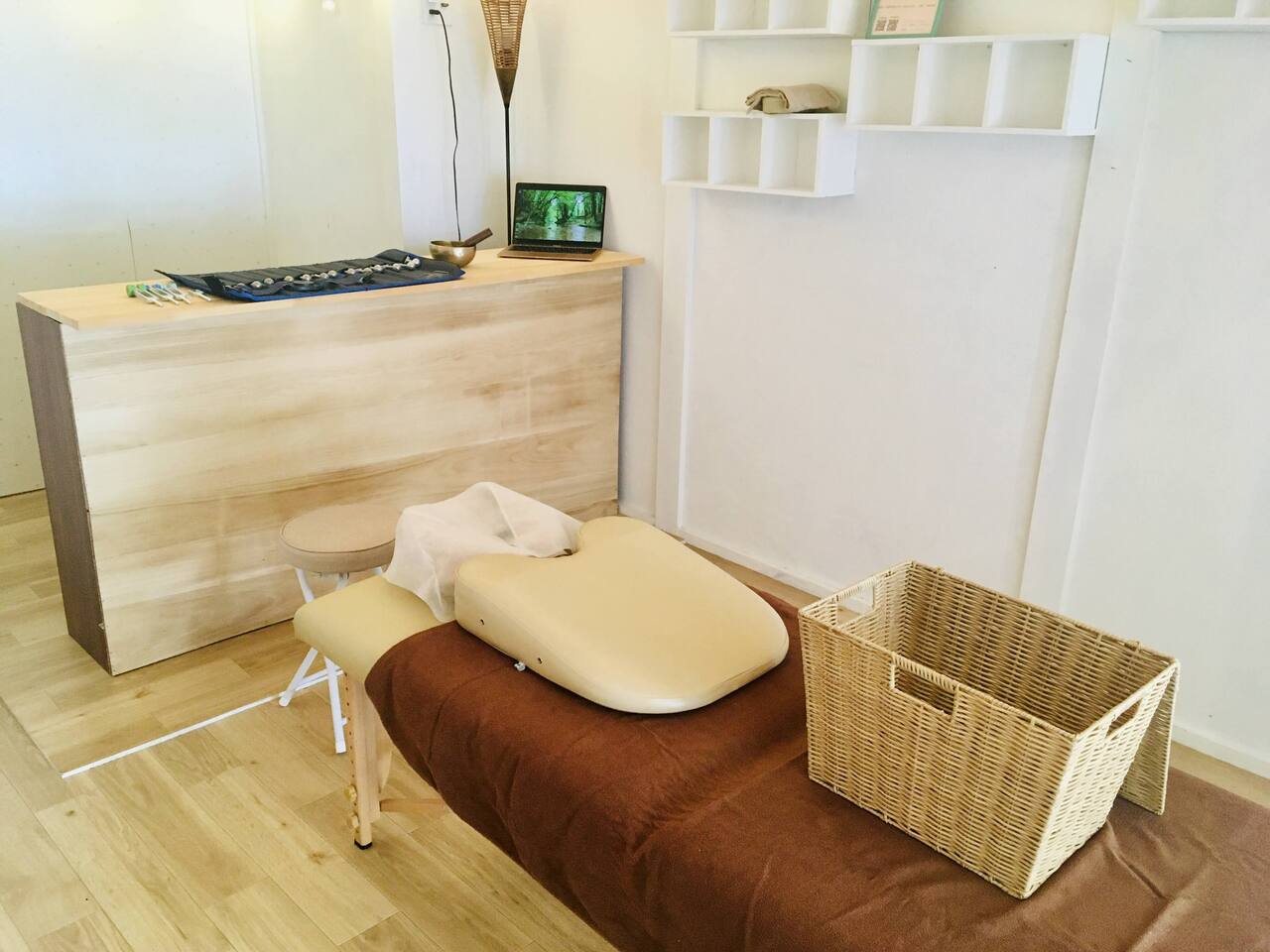 値下げ中★中国翡翠のホットストーン (R1) 新品未使用★サロン整体院に◎ 本町中央整体院｜ホットペッパービューティー