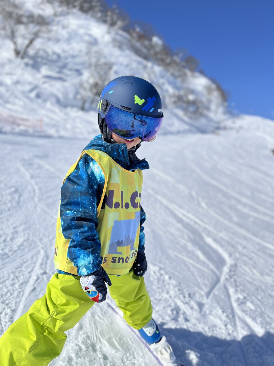 子どもが大満足！すぐに上達できる3歳から7歳までのスキーパーソナル