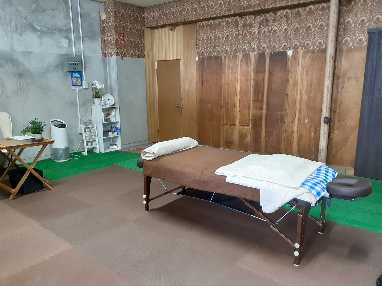 福山市霞町 酸素カプセル ラカdeルポ マッサージ