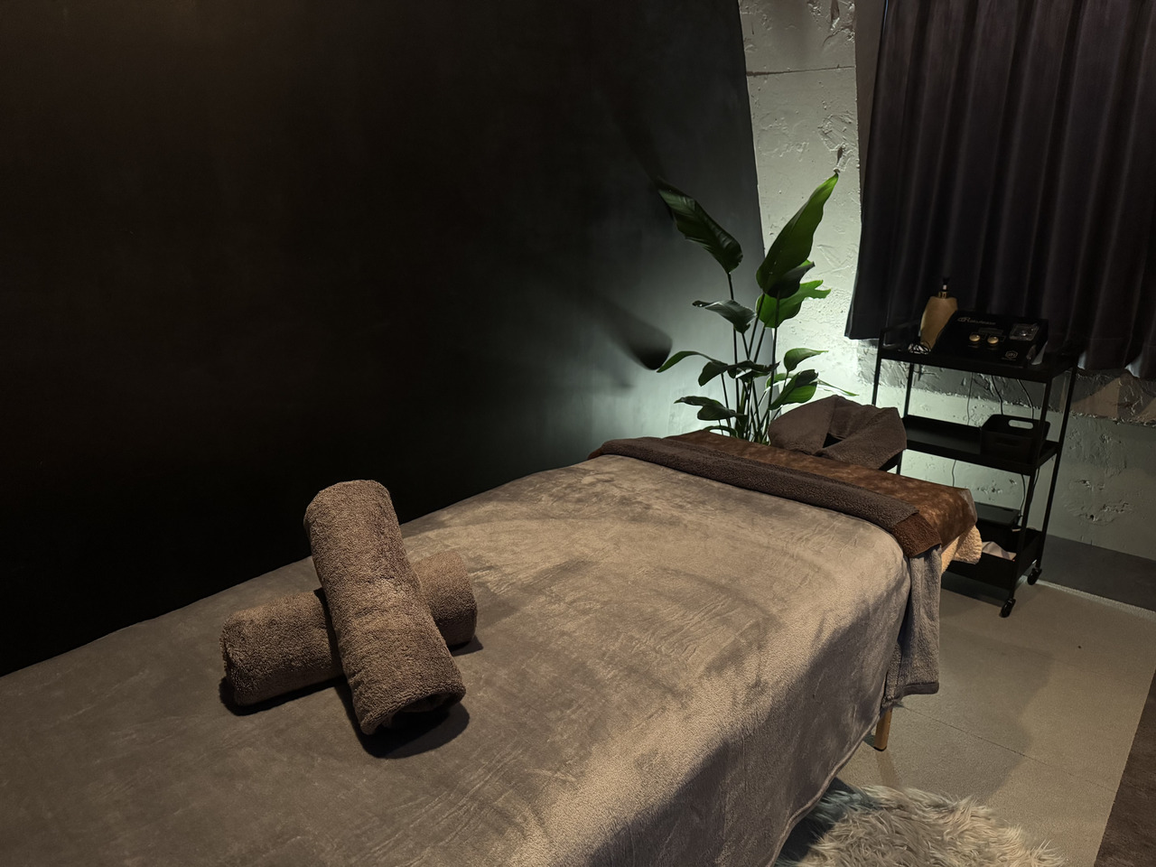 明治神宮前(原宿)駅徒歩5分 | RE膜XATION SALON TOKYO studio