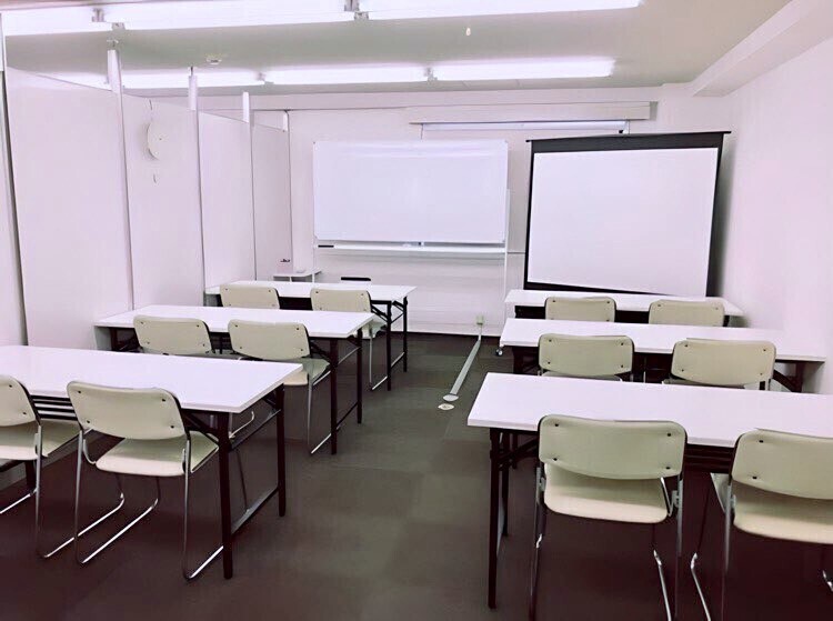 あなたの人生を開運へとナビゲートする トリン占いサロン＆スクール