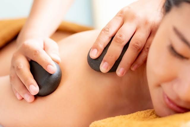 じんわり温めほぐしホットストーン