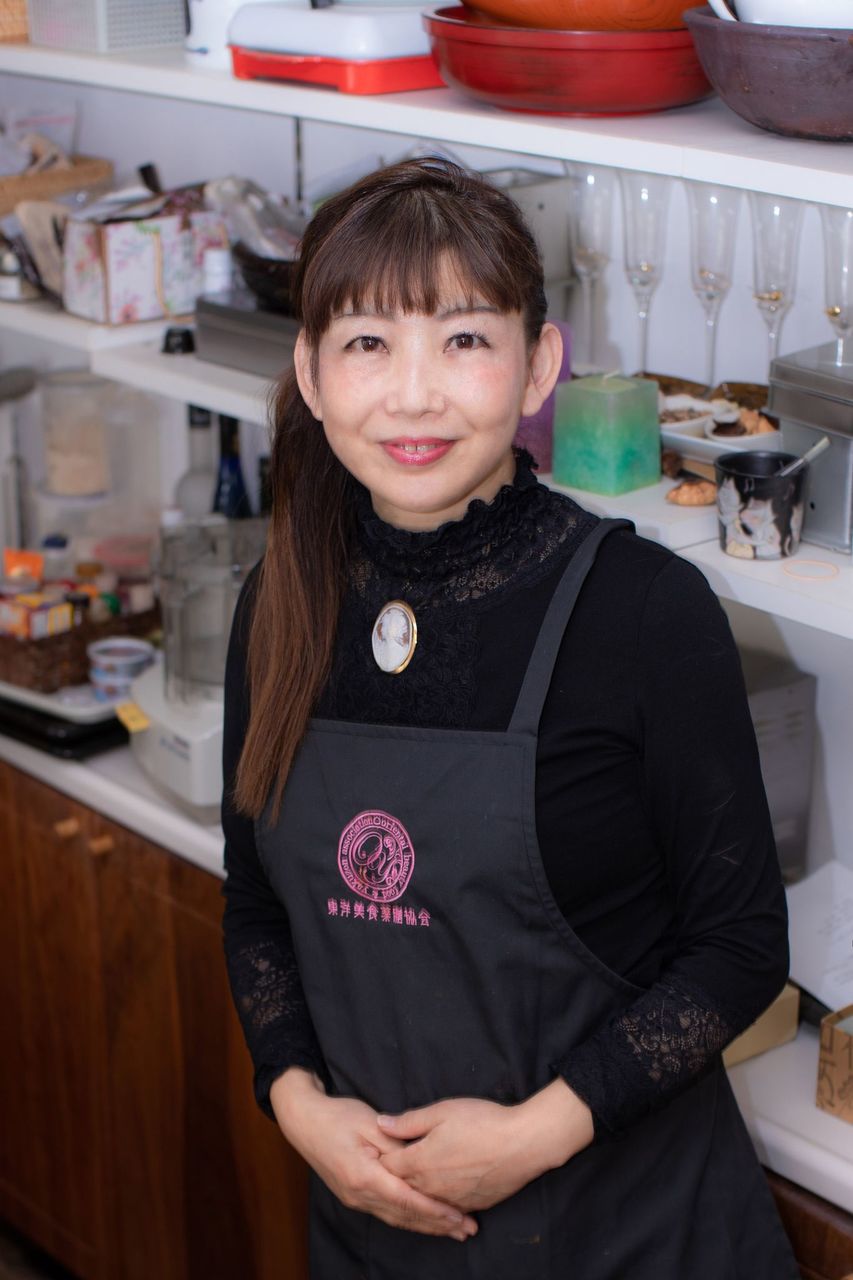 らむ　はじめての家庭料理講座　フルセット Amazon.co.jp: 簡単で“ほっと華やぐ”ふるまいレシピ―予約が取れ