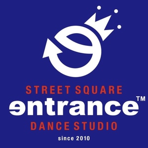 DANCE STUDIO entrance