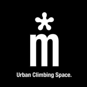 クライミングジム モーメント 泉店