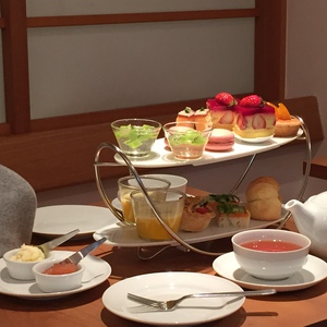 お茶とお菓子まやんち 