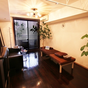 BODY PLUS TOKYO【本店：リンパエステサロン】