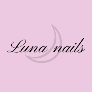 Luna nails