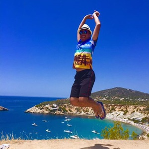 年輪財務 / 世界を旅する財務コンサルタント