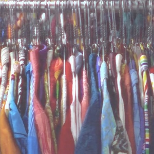 Gleeful wholesale 予約サイト