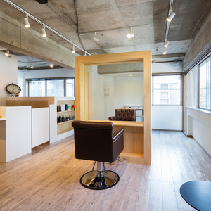 横浜・平沼橋近くの美容室 HairAtelier Mer ～ヘアーアトリエメル～