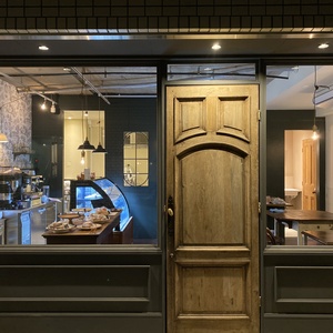 カフェのある暮らしとお菓子のお店