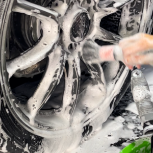 -lovecarwash屋内洗車場  LOVECARWASHmobile出張洗車