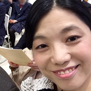 セルフセラピーカードセラピスト/心理カウンセラー 山崎康子