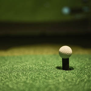 VIVO SPORTS-インドアゴルフ練習場-