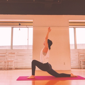 YOGALuana-ヨガルアナ-