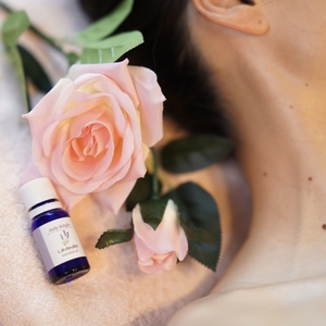 Rose oil ～プライベートサロン・スクール～