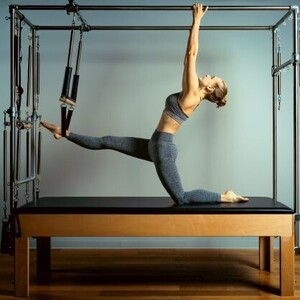 ピラティスマシーン　1台 product_item03_09.png