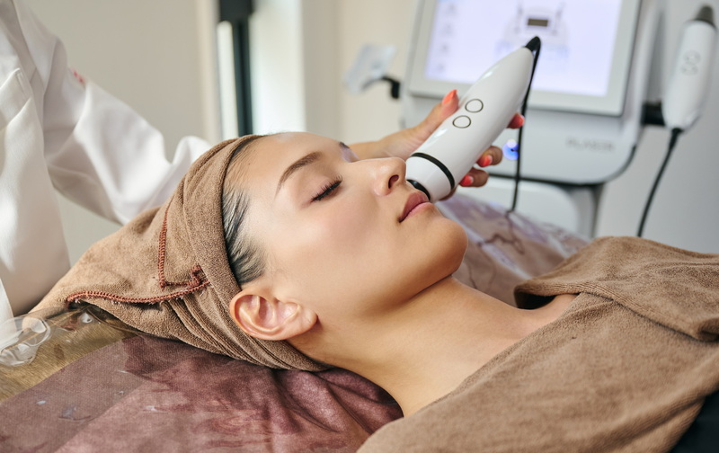 毛穴撲滅！！毛穴レスなお肌へ