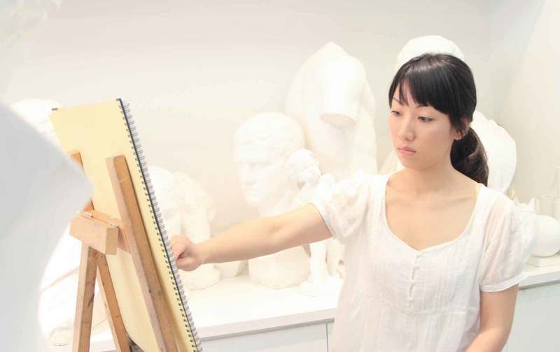 絵画クラス(月３回)