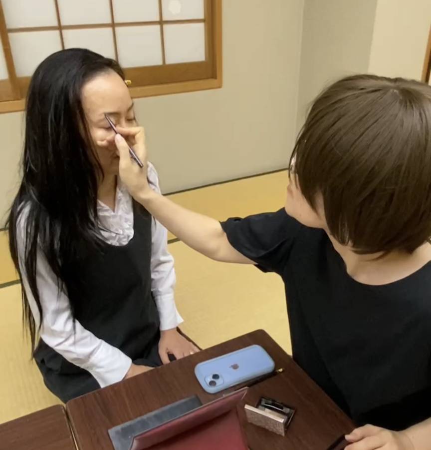 大人の眉メイクレッスン
