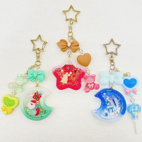 シマエナガ✧︎レジンキーホルダー クリスマス 楽ギフ_包装】 シマエナガ✧︎レジンキーホルダー クリスマス