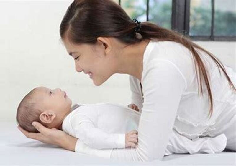 ベビーマッサージ教室　小児タッチケア