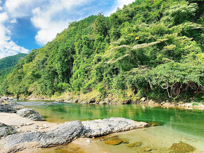 【栃木：レッドロックキャンプ場】絶景ロケーションで1日貸切テントサウナ