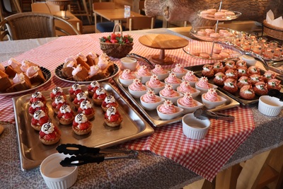 【Keitto Ruokala】 北欧バレンタインビュッフェ　～チョコレート×いちご×北欧料理の贅沢時間～