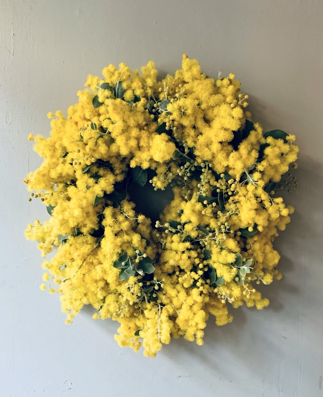 【ワークショップ】春を告げる花『ミモザ』のリース作り体験