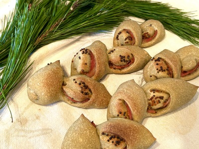 天然酵母🌲松のベーコンエピ｜初心者でも焼けるハード系パンと松粒マスタード作り