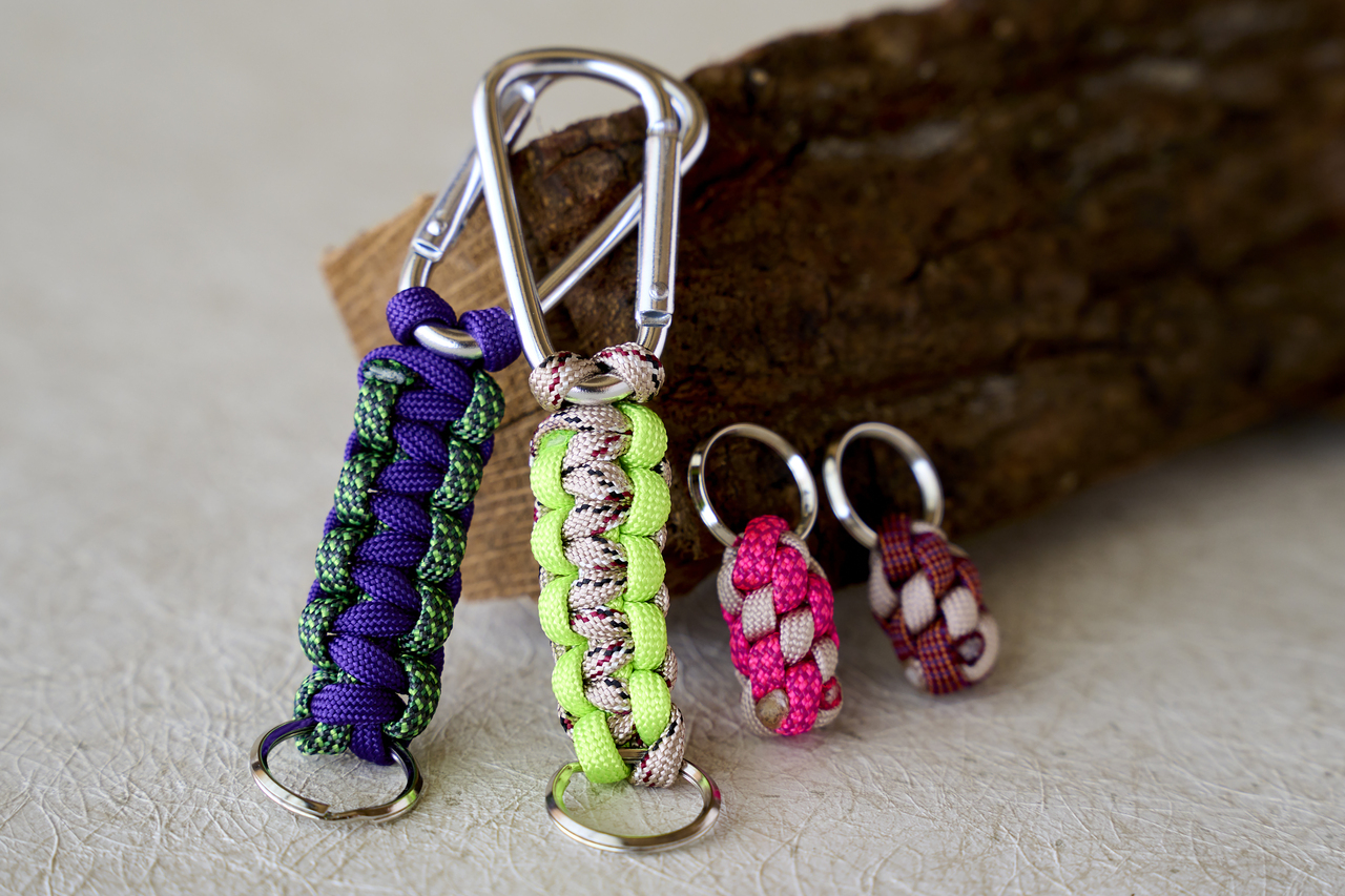 パラコード編み(キーホルダー大)