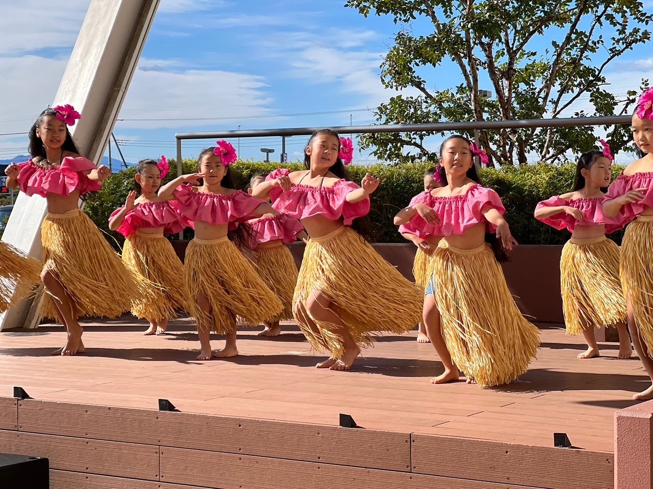 笑顔で子供たちの心を豊かに育てるフラダンスを体験しよう！