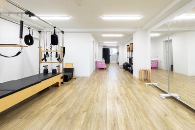 【マシンピラティス×骨盤チェア】担当 CAORI パーソナルレッスン