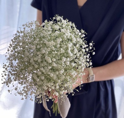 SPECIAL【1月限定 カスミソウと小花のクラッチブーケ】可愛すぎるまるいクラッチブーケを束ねる特別なブーケレッスン
