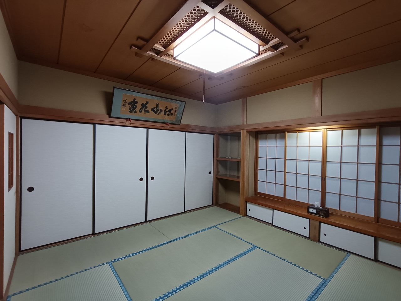 扁額・和額のある和室（8畳間）