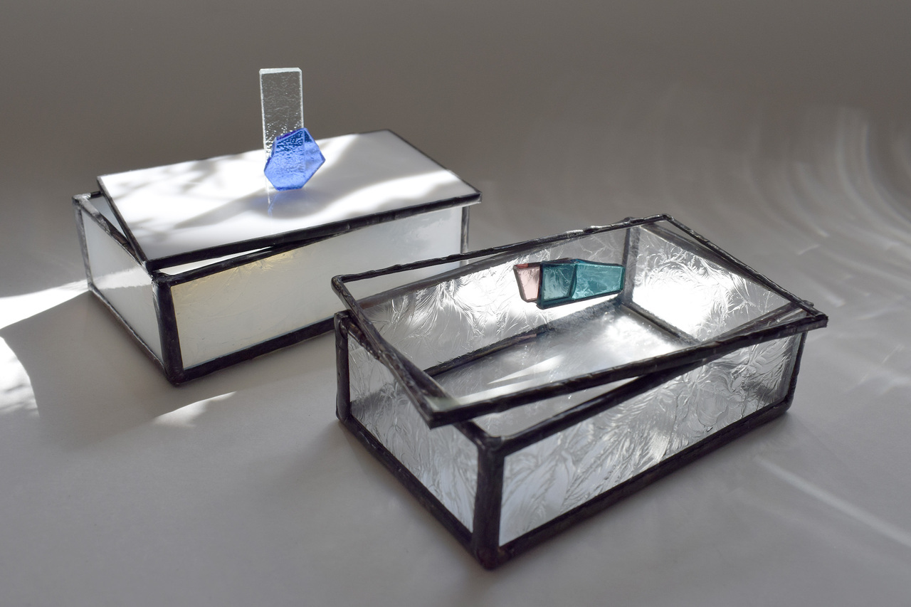 ＜再受付＞ステンドグラスでガラスの小箱をつくろう｜12/14(日)【対象:中学生以上】