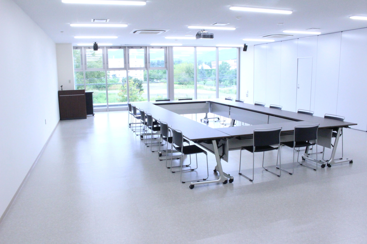 レンタルスペースの予約はこちらから