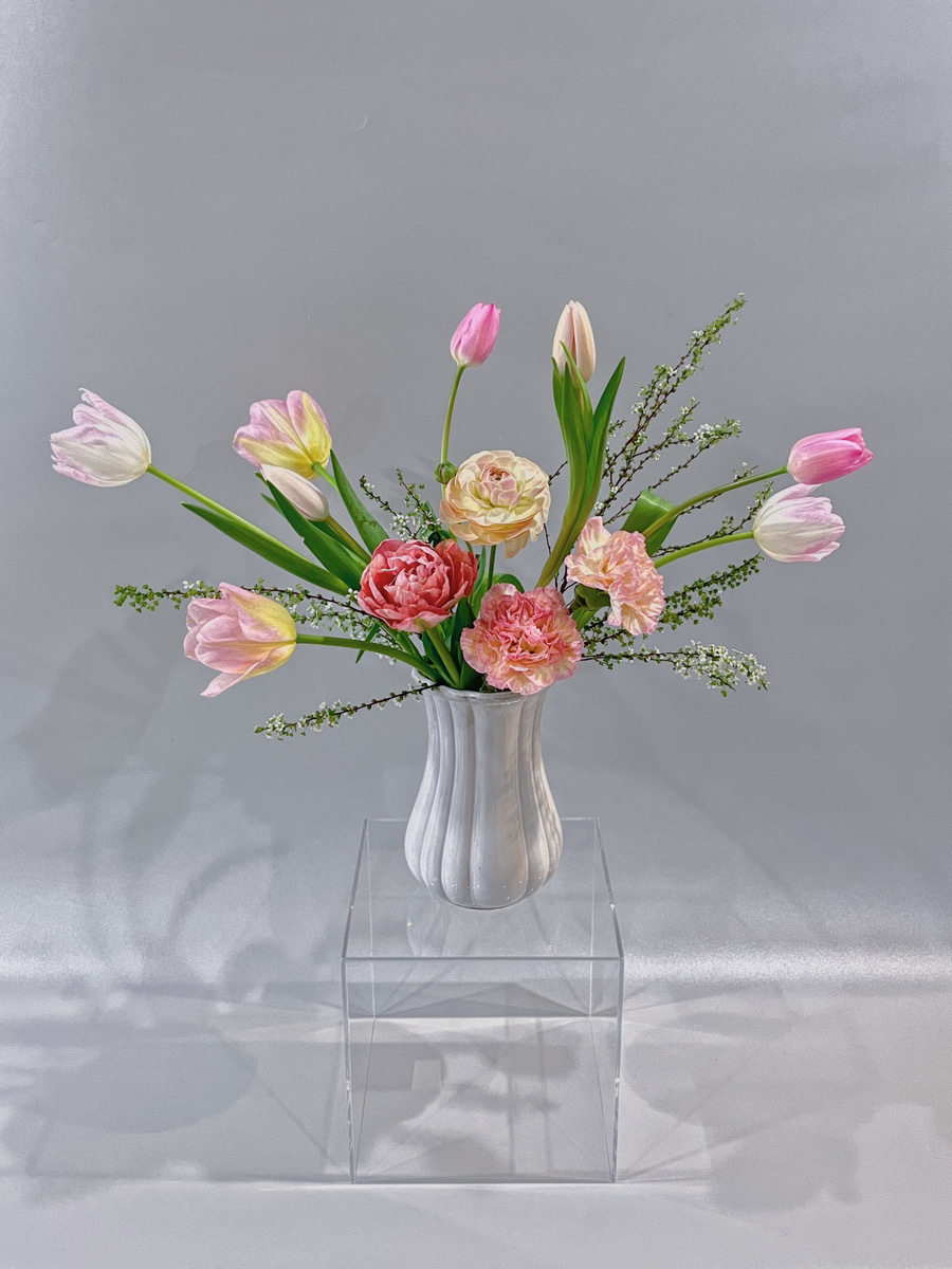 SPECIAL 【２月限定　チューリップの花瓶生けレッスン】旬のチューリップで華やかな花瓶装花を楽しむ