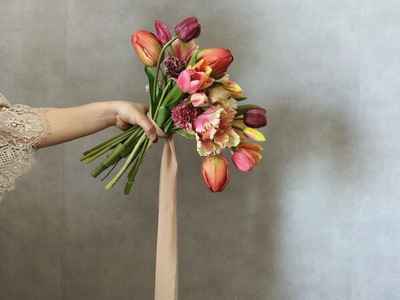 SPECIAL 【２月限定　チューリップの花瓶生けレッスン】旬のチューリップで華やかな花瓶装花を楽しむ