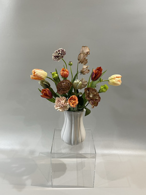 SPECIAL 【２月限定　チューリップの花瓶生けレッスン】旬のチューリップで華やかな花瓶装花を楽しむ