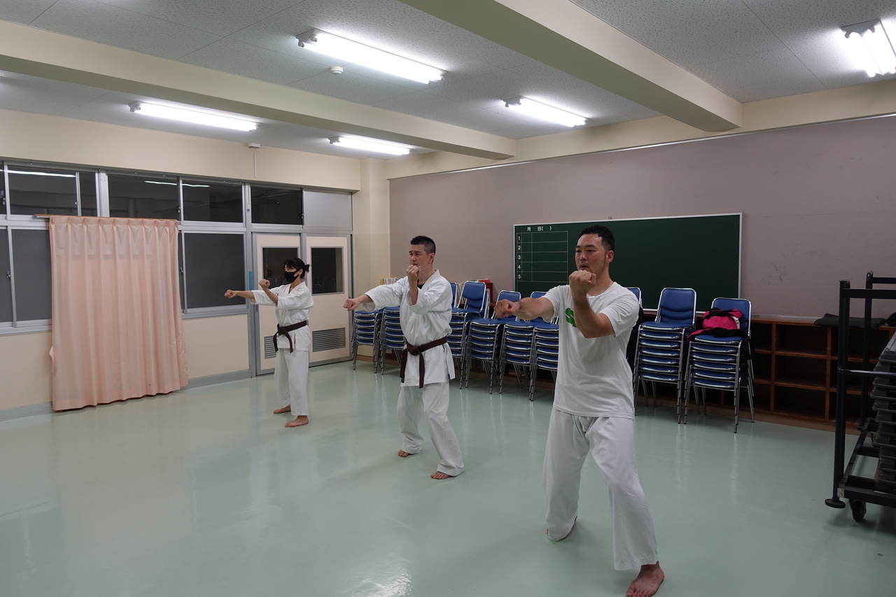 8/23  空手道  体験教室   一般 