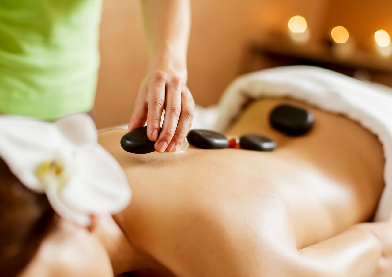 ホットストーンリンパオイルマッサージ